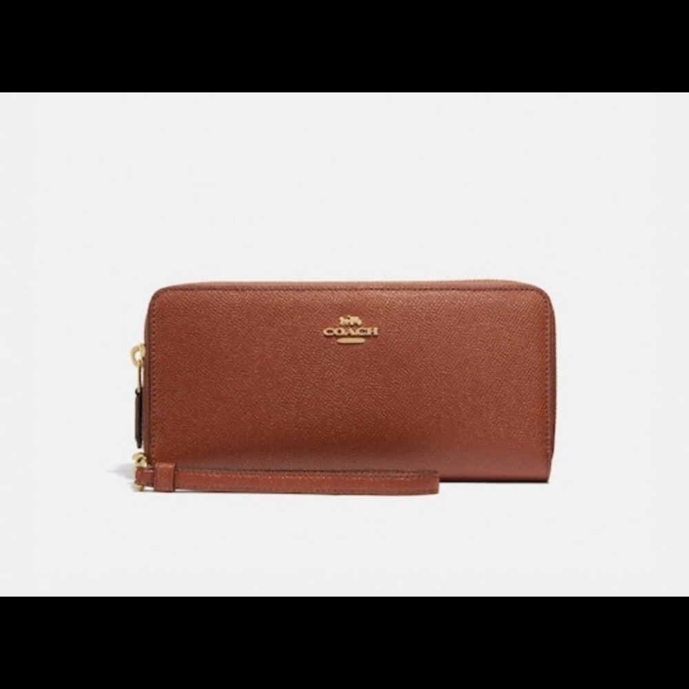 Coach continental wallet new with tags